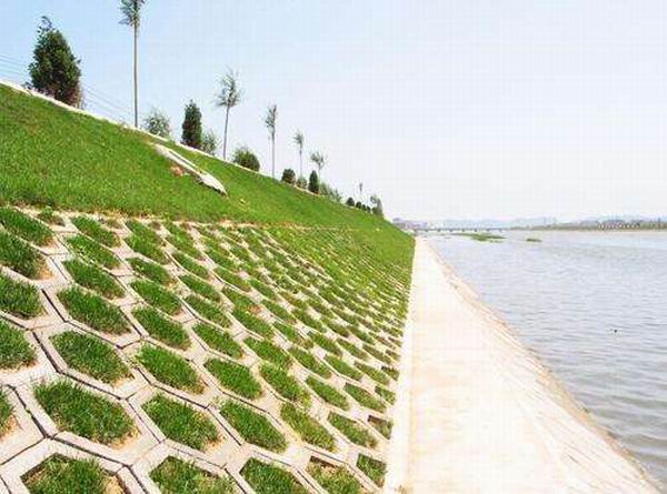 信阳市浉河区联合新型建材厂-水利护坡砖